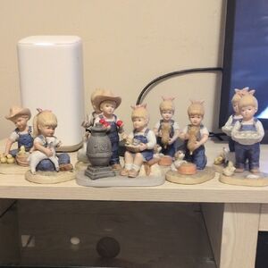 Charming Farmhouse Children Sculpture Set